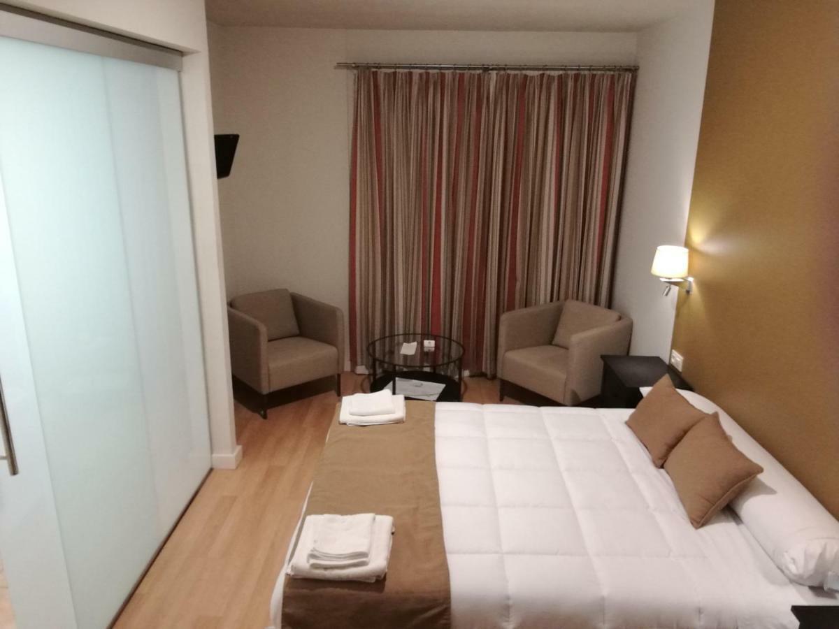 Hotel Moya Navalmoral De La Mata Luaran gambar