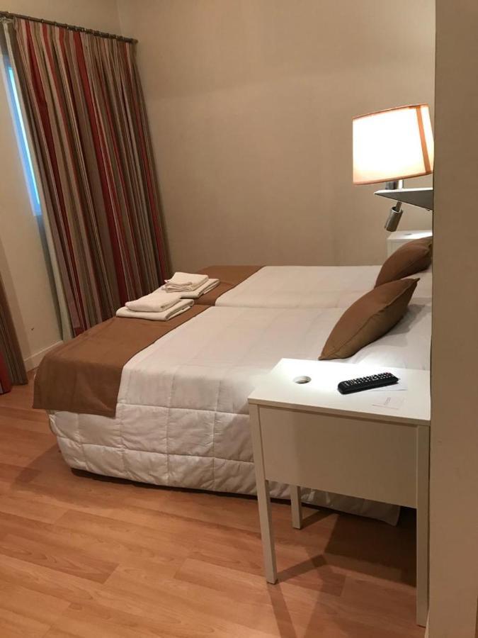 Hotel Moya Navalmoral De La Mata Luaran gambar